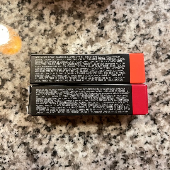 🌟 Host Pick 🌟 MAC Cosmetics Lipstick Duo NIB NWT - Picture 4 of 4